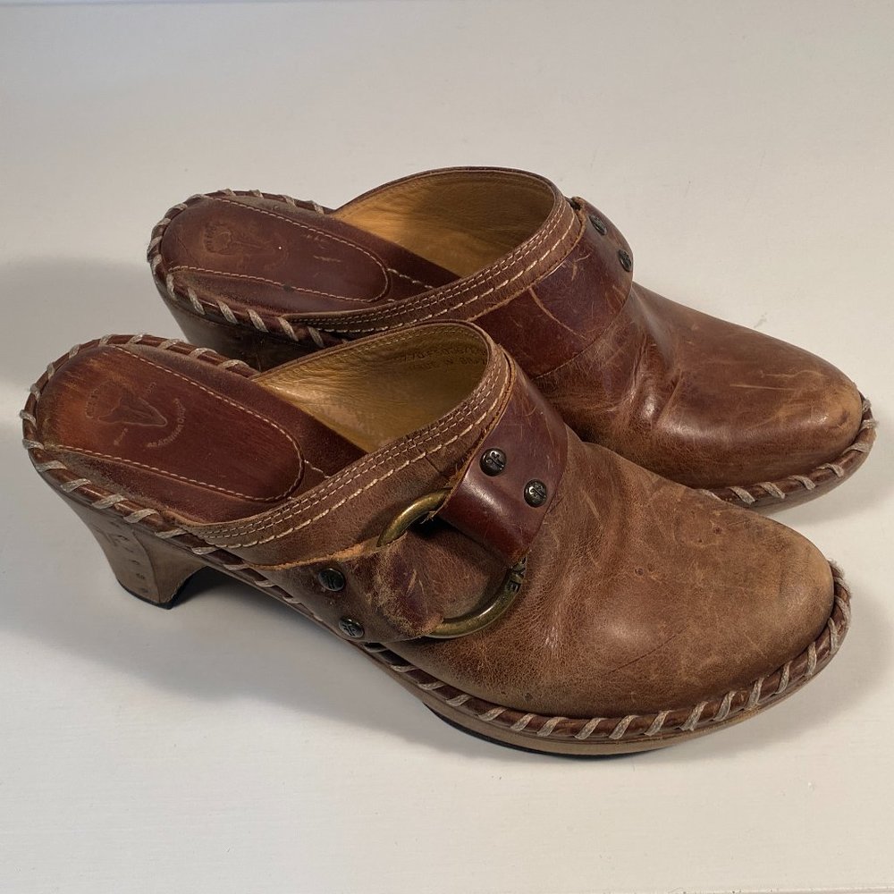 Frye Charlotte Distressed Brown Leather Harness Accent Mules Women Size 9 M - Picture 1 of 9